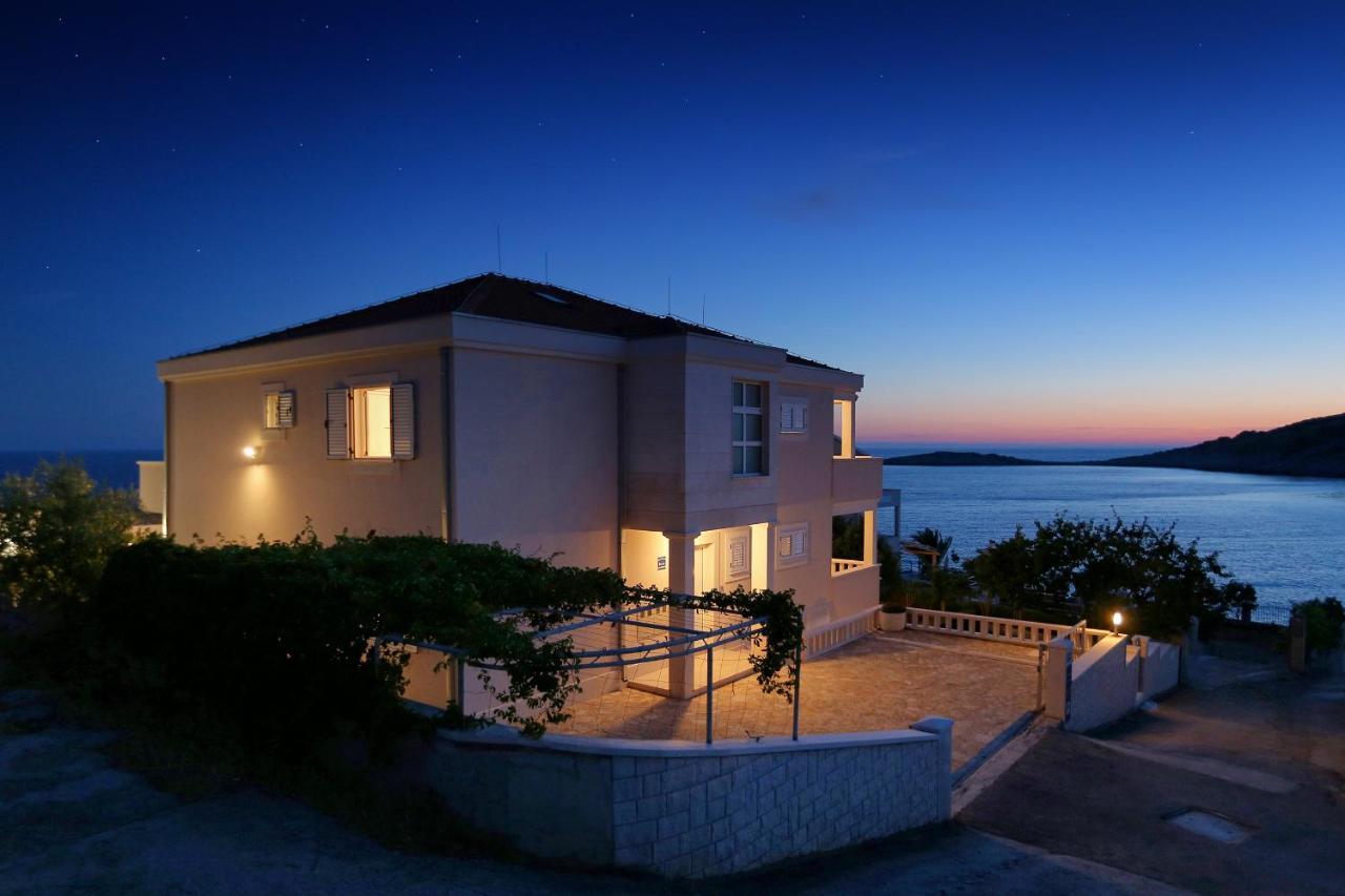 Apartments By The Sea Razanj, Rogoznica - 7484 Экстерьер фото